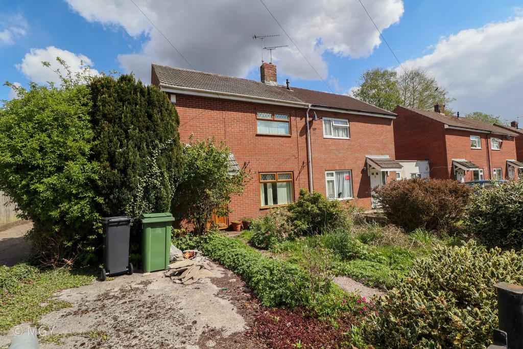 Aberporth Road, Gabalfa 2 bed terraced house £170,000