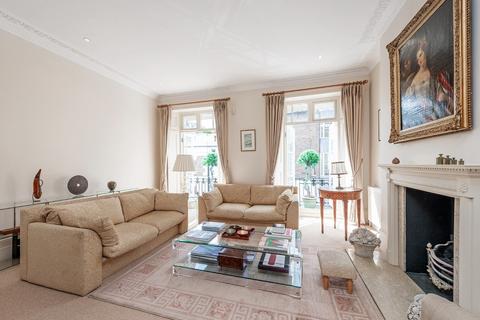 4 bedroom terraced house to rent, Trevor Place, Knightsbridge, SW7