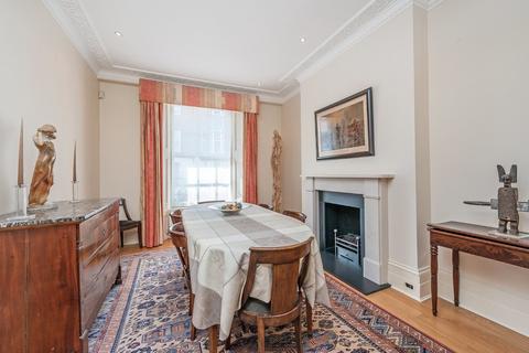 4 bedroom terraced house to rent, Trevor Place, Knightsbridge, SW7