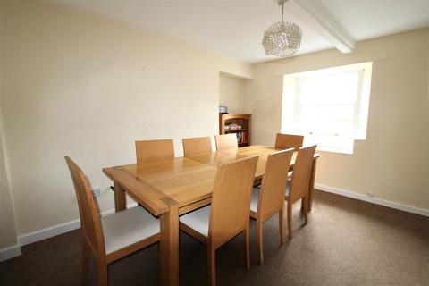 1 The Square, Broughton-in-furness, LA20 6JF