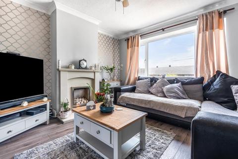 24 Oaksey Road, Swindon, SN2 5BT