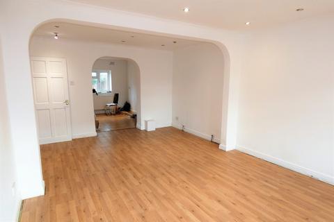 105 Birchway, Hayes, UB3 3PD