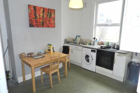 11 Glossop Street, Leeds, LS6 2LE
