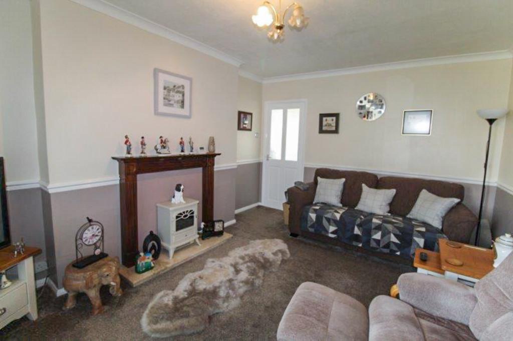 Falston Road, Newsham Farm Estate, Blyth 3 bed end of terrace house £