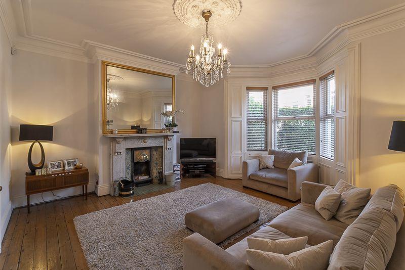 Linden Road, Gosforth, Newcastle upon... 3 bed end of terrace house £