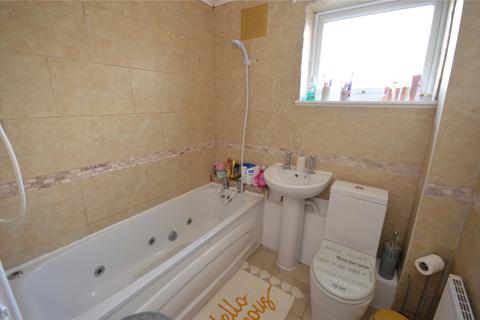 8 Dulverton Garth, Leeds, LS11 0LH