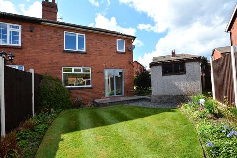 17 Bowood Crescent, Leeds, LS7 2PY