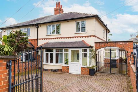 22 Alexandra Road, Horsforth, Leeds, LS18 4HD