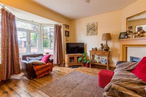 22 Alexandra Road, Horsforth, Leeds, LS18 4HD