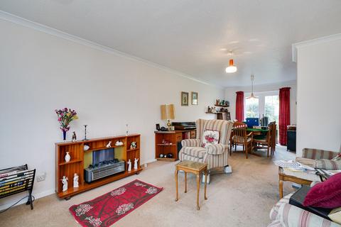 20 Bispham Road, London, NW10 7HB