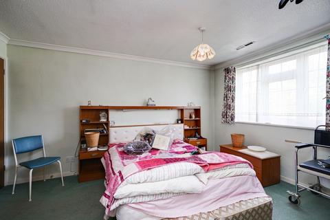 20 Bispham Road, London, NW10 7HB