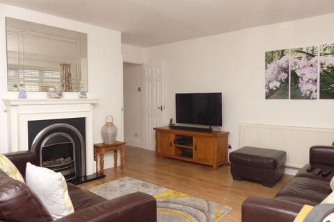 3 Vernon Close, Sutton Coldfield, B74 4EA