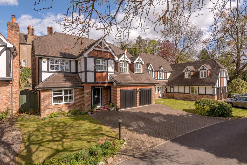 Raglan Road, Reigate, Surrey, RH2 5 bed detached house £1,295,000