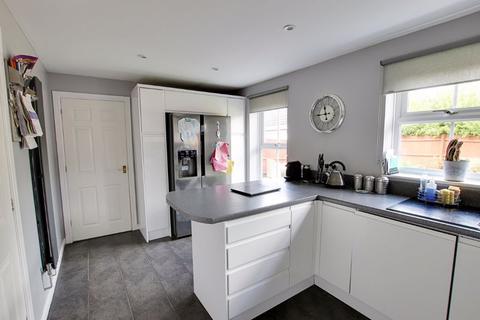 35 Castley Road, Hilperton, Trowbridge, BA14 7RF