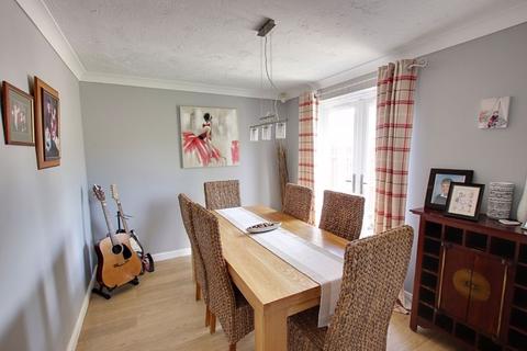 35 Castley Road, Hilperton, Trowbridge, BA14 7RF