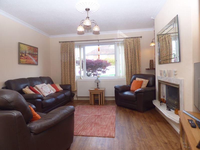 Norton Avenue, Penketh, WA5 4 bed semidetached house £245,000