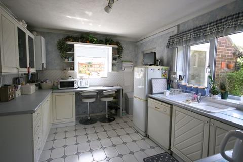 12 Church Lane, Barnwood, Gloucester, GL4 3HZ