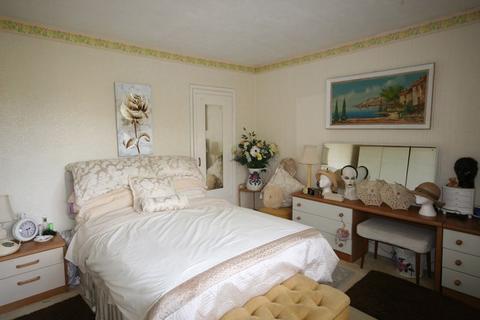 12 Church Lane, Barnwood, Gloucester, GL4 3HZ