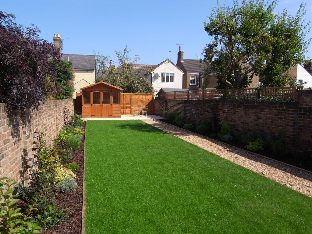 The Garden Flat, Grove Road, Windsor 2 bed end of terrace house £