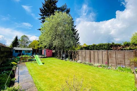3 Kipling Avenue, Warwick, CV34 6LD