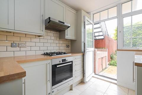 114 Godley Road, London, SW18 3HE