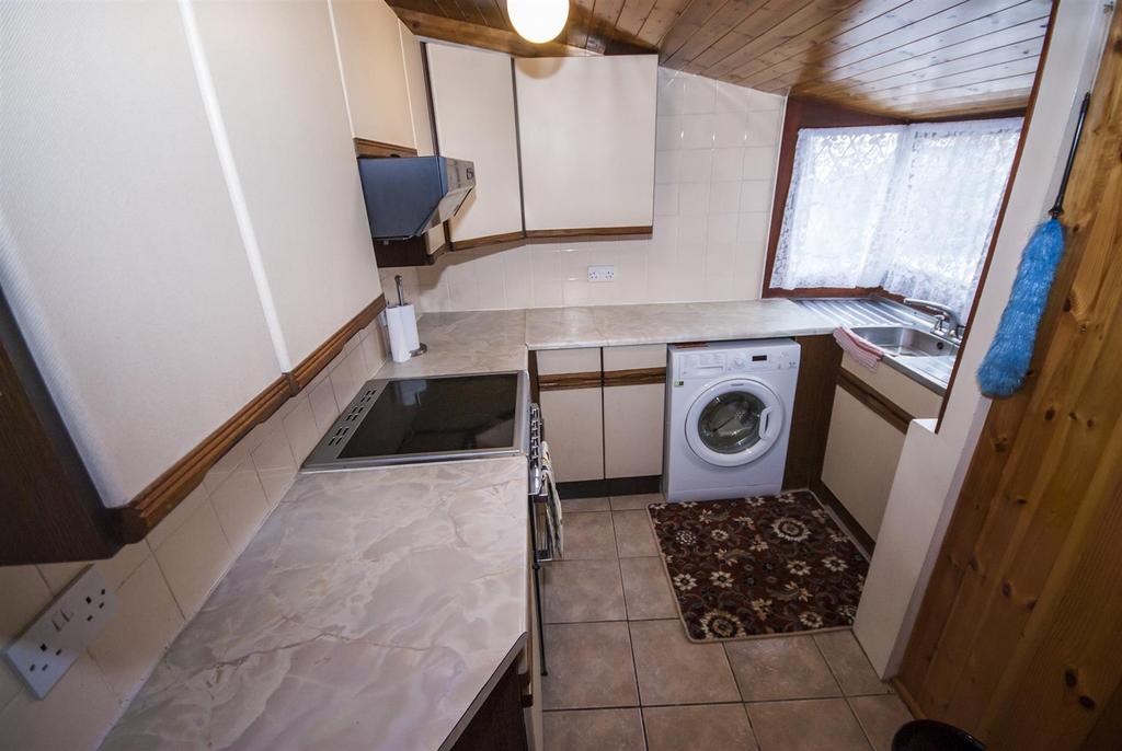 Hazel Street, Ramsbottom, Bury 2 bed terraced house £170,000