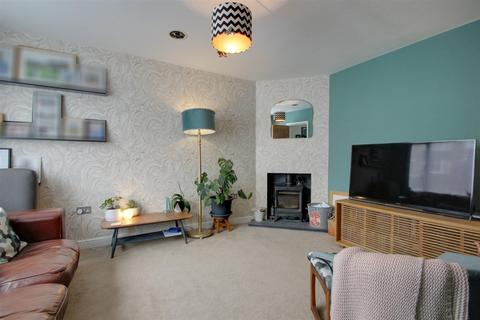 4 Fairway, Hemel Hempstead, HP3 9TP