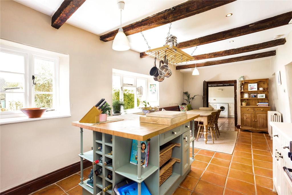 Kitchen/Breakfast