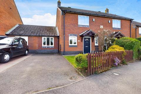 8 Camp Close, Bugbrooke, Northampton, NN7 3RW