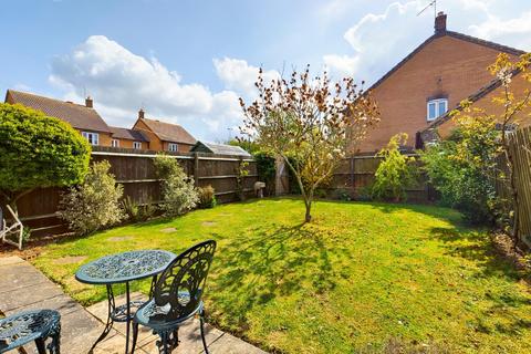 8 Camp Close, Bugbrooke, Northampton, NN7 3RW