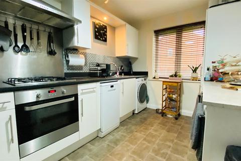 28 Denewood, Murton, Seaham, SR7 9BF
