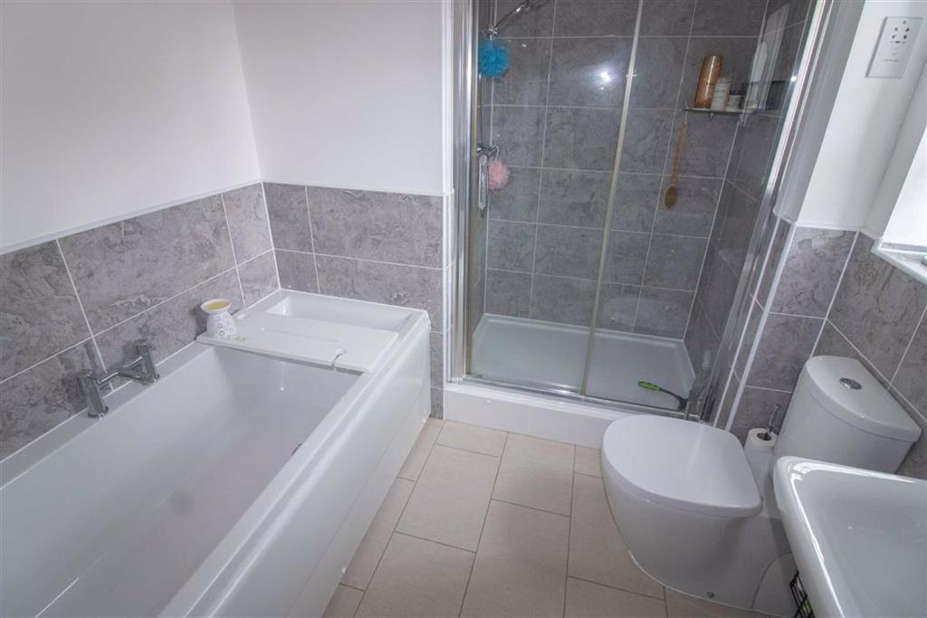 En suite bathroom