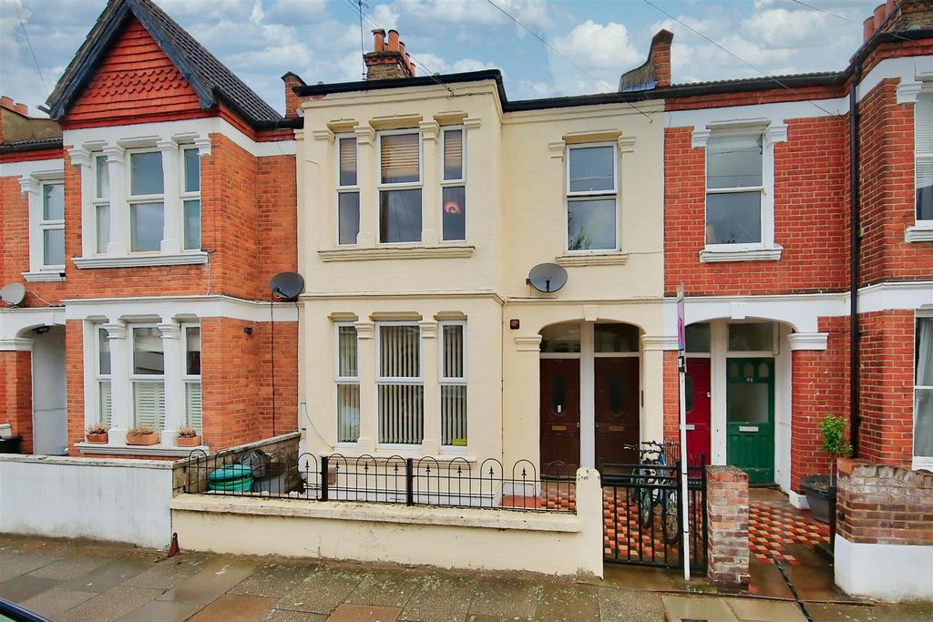 Quinton Street Earlsfield London 2 bed £1,650 pcm (£381 pw)
