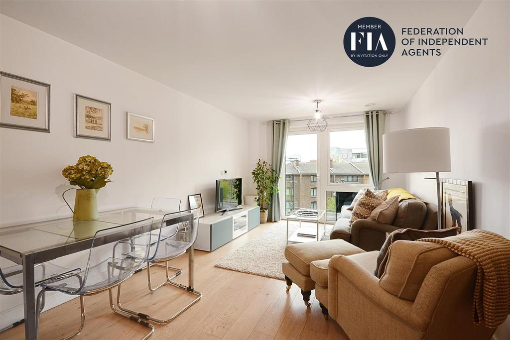Belvedere House, Kew Bridge Road... 2 bed apartment £2,000 pcm (£462 pw)