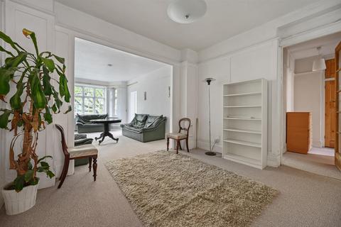 Flat 21, Moreland Court Finchley Road, London, NW2 2PJ