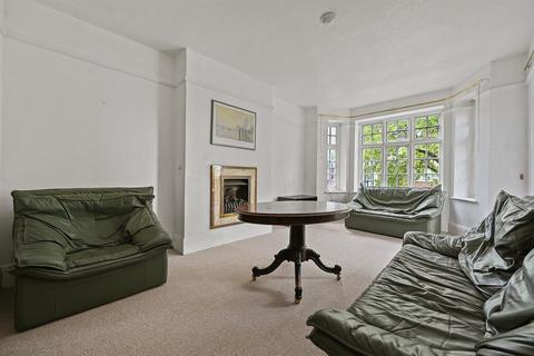 Flat 21, Moreland Court Finchley Road, London, NW2 2PJ