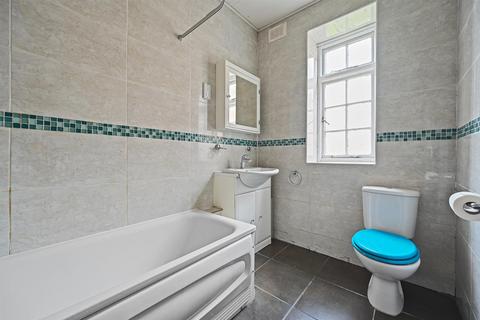 Flat 21, Moreland Court Finchley Road, London, NW2 2PJ