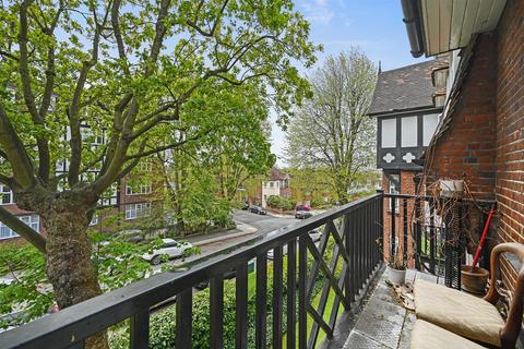 Flat 21, Moreland Court Finchley Road, London, NW2 2PJ