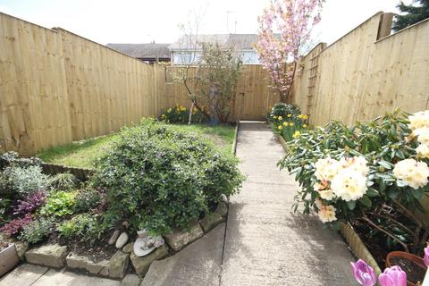 13 Fourlands Crescent, Bradford, BD10 9SN