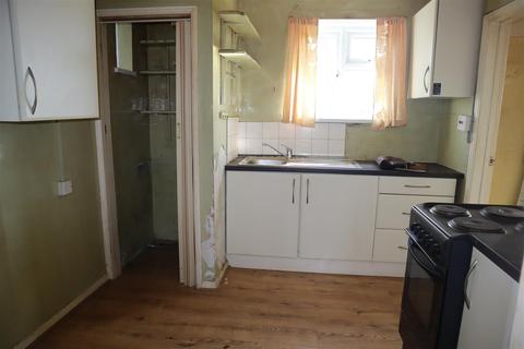 28 Glanaber, Pembrey, Burry Port, SA16 0TN