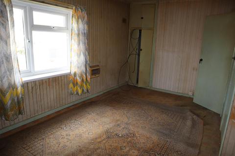 28 Glanaber, Pembrey, Burry Port, SA16 0TN