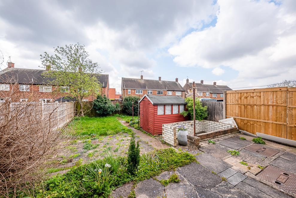 Hazel Hill Crescent, Nottingham NG5 3 bed house £145,000