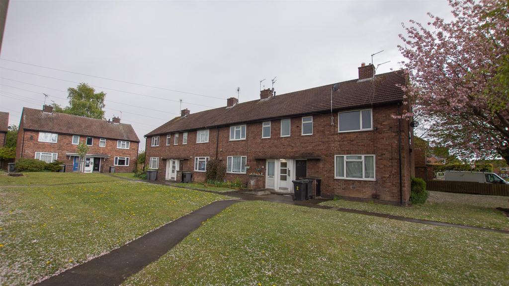Southfield Crescent, York, YO24 1 bed flat £625 pcm (£144 pw)