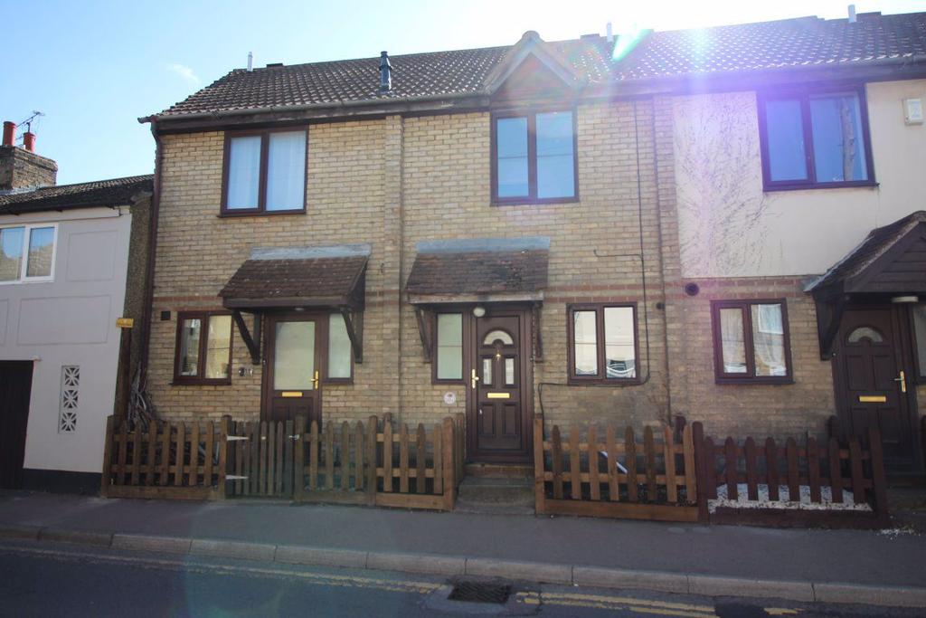 Hitchin Street, Biggleswade 2 bed house £899 pcm (£207 pw)