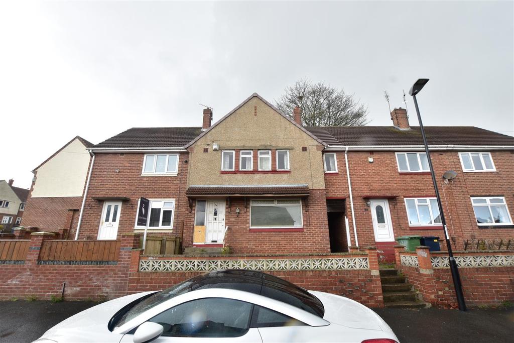Aintree Road, Farringdon, Sunderland 3 bed semidetached house £55,000