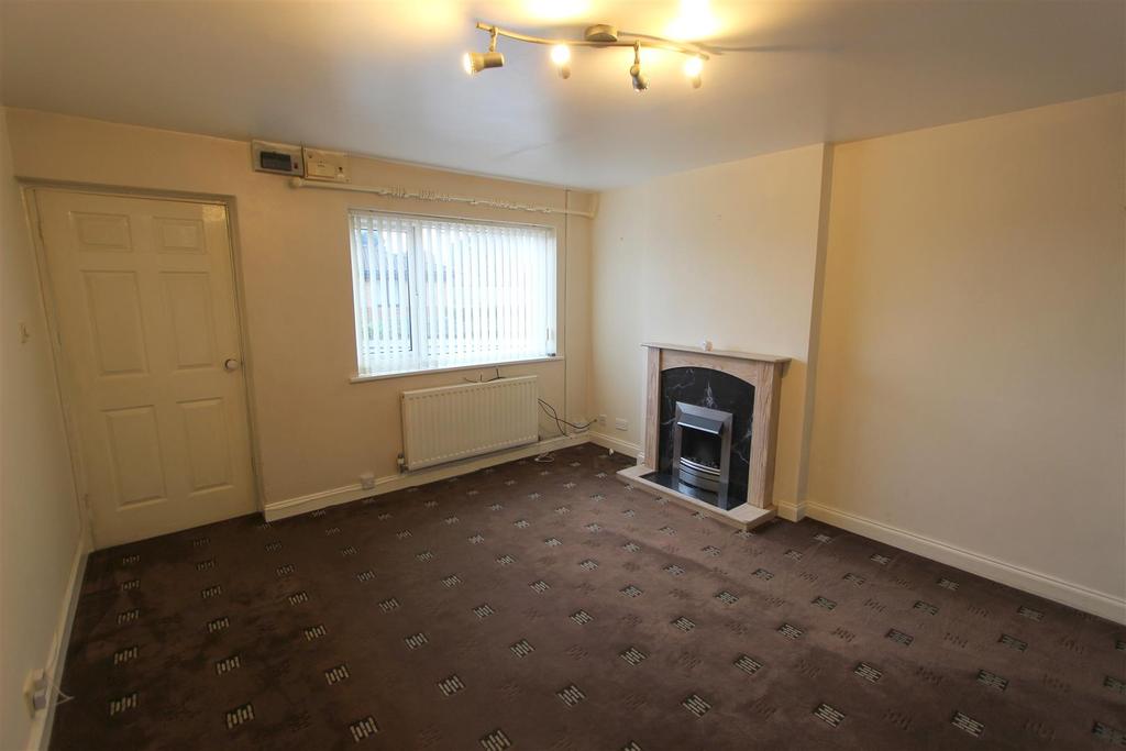 Hundens Lane, Darlington 2 bed terraced house £85,000