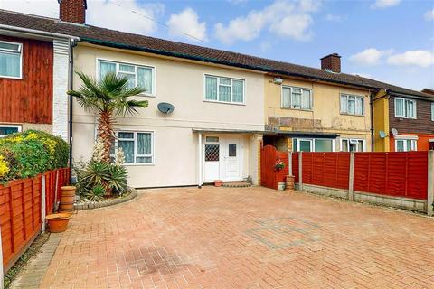 57 Daventry Road, Romford, RM3 7RA
