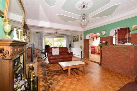 26 Monksdene Gardens, Sutton, SM1 3BY