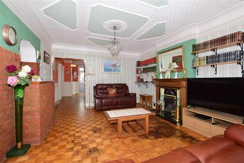 26 Monksdene Gardens, Sutton, SM1 3BY