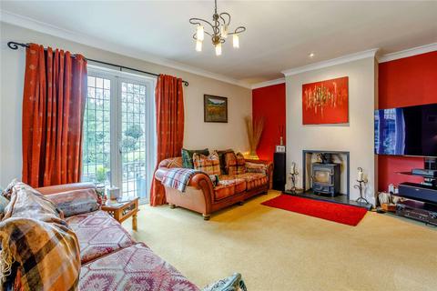 4 bedroom detached house for sale - Oundle Road, Orton Longueville, Peterborough, PE2